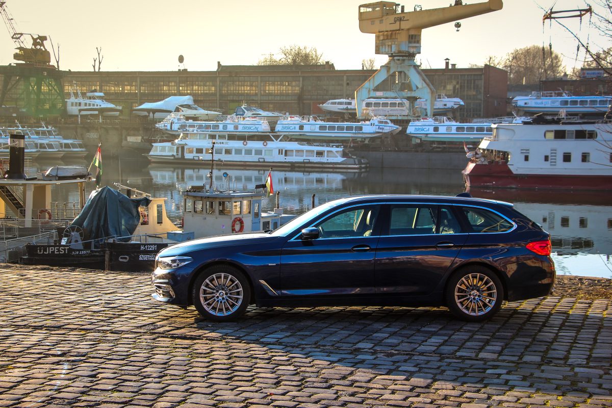 BMW 5-ÖS SOROZAT