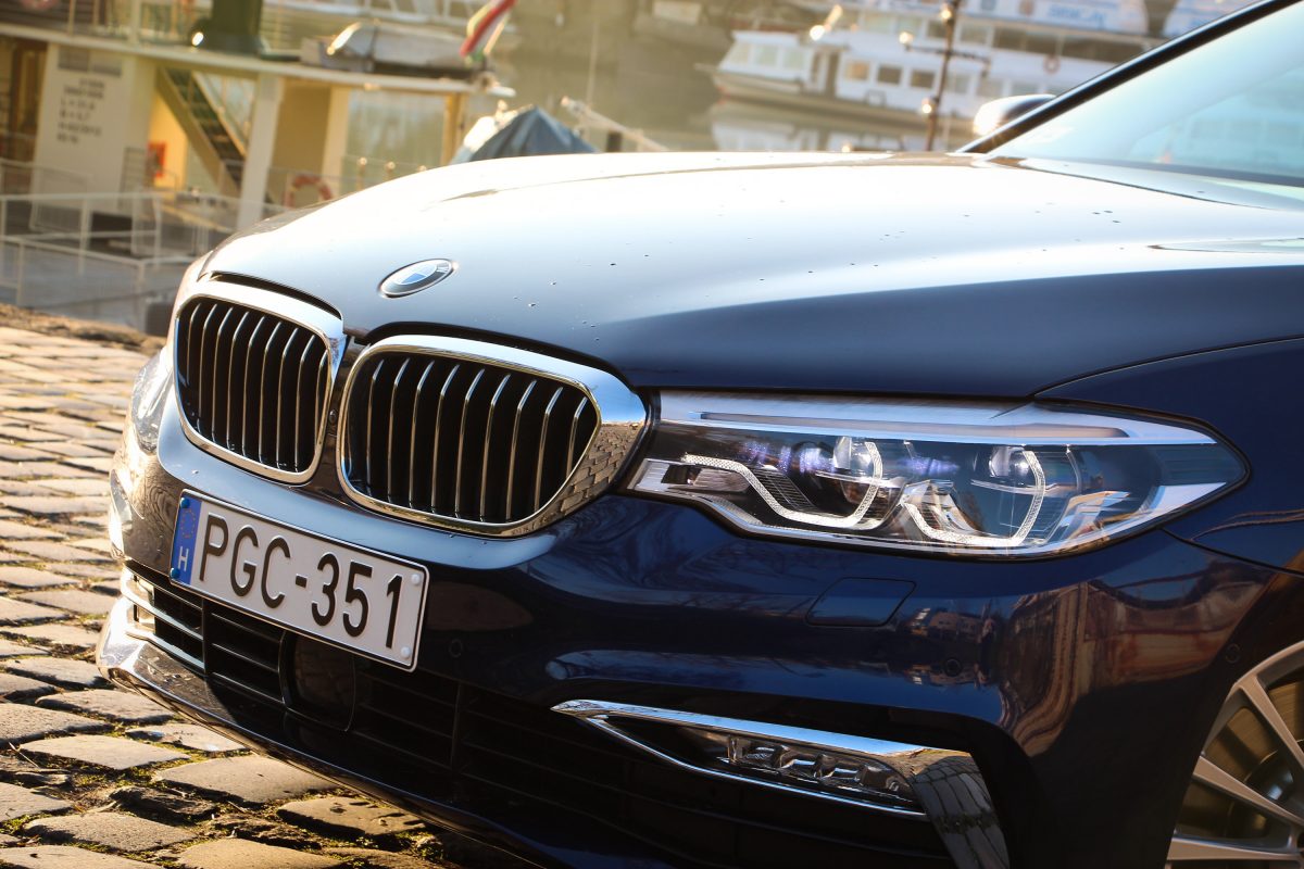 BMW 5-ÖS SOROZAT