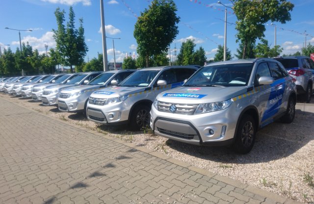 Ismét jól fogynak az autók, pláne ezek - listán a top 10 modell