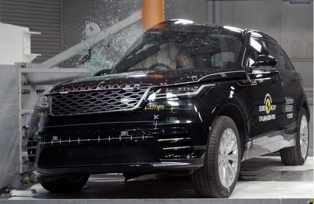 Közel hibátlanul tört a Range Rover Velar