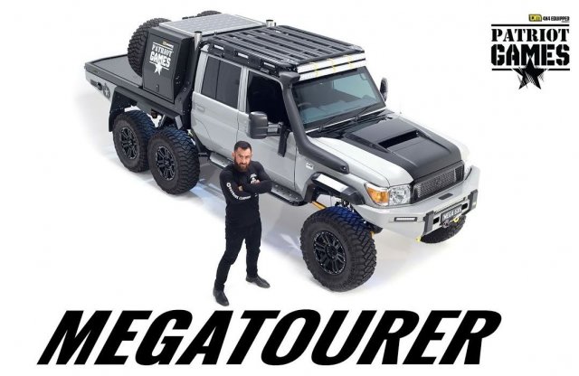 Ez a Toyota mindenen átmegy!