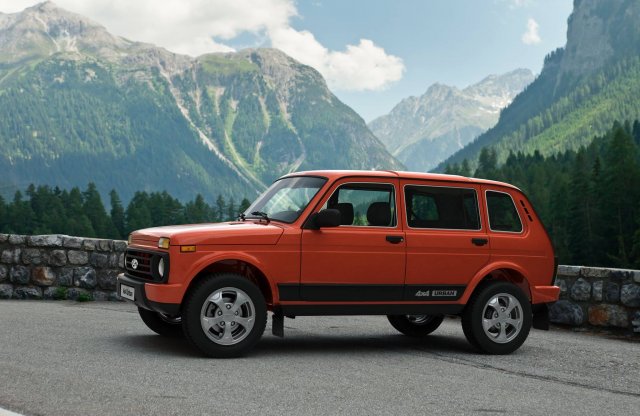 Minden infó az ötajtós Lada 4x4-ről