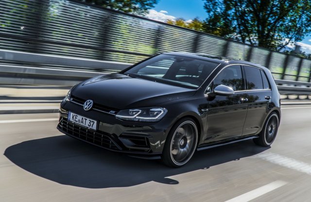 400 lóerővel száll harcba az Audi RS3-mal az ABT VW Golfja