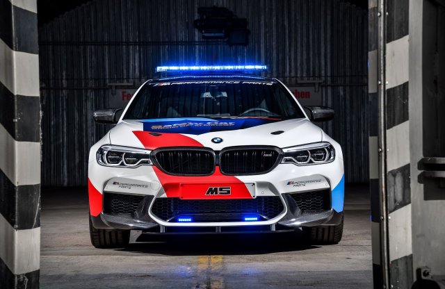 Ez az M5-ös BMW vezeti fel a motorokat jövőre