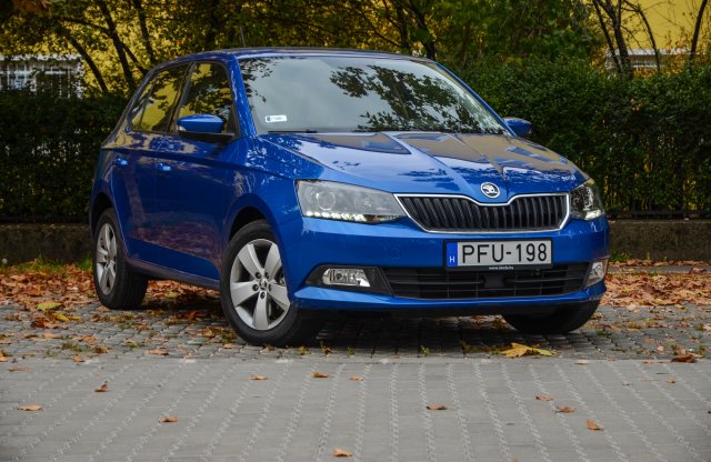 A csehek Ibizája - Skoda Fabia 1.0 TSI teszt