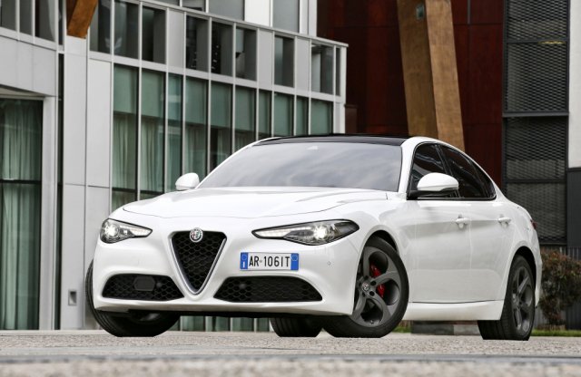 Jöhet egy erősebb Giulia Veloce