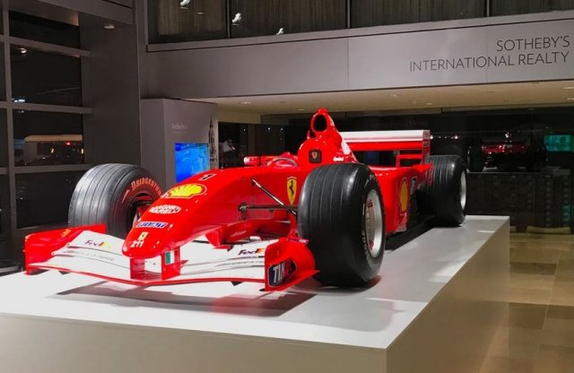 Közel kétmilliárd forintért kelt el Schumacher Ferrarija