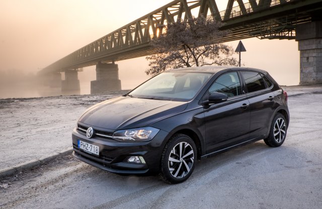Beérett, már nem igazán kisautó – új Volkswagen Polo teszt
