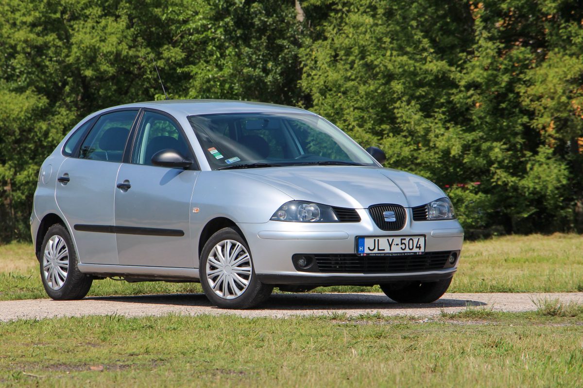 SEAT IBIZA