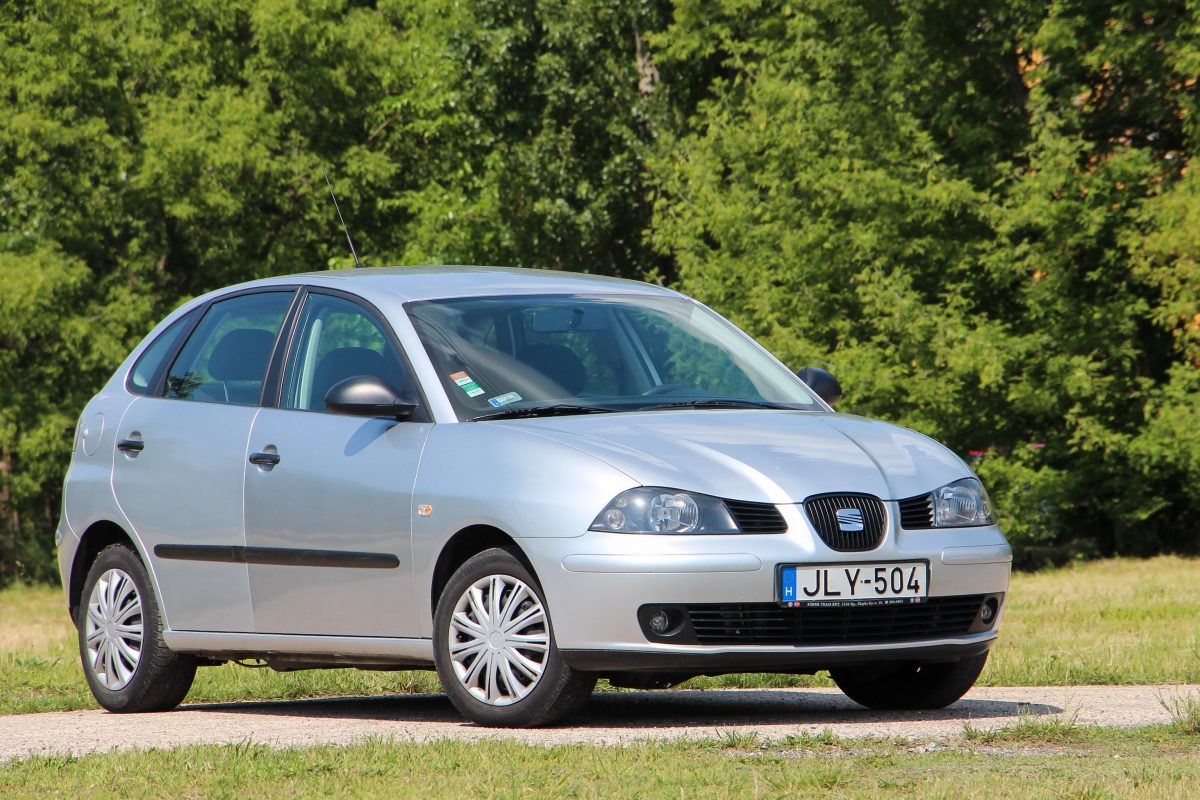SEAT IBIZA
