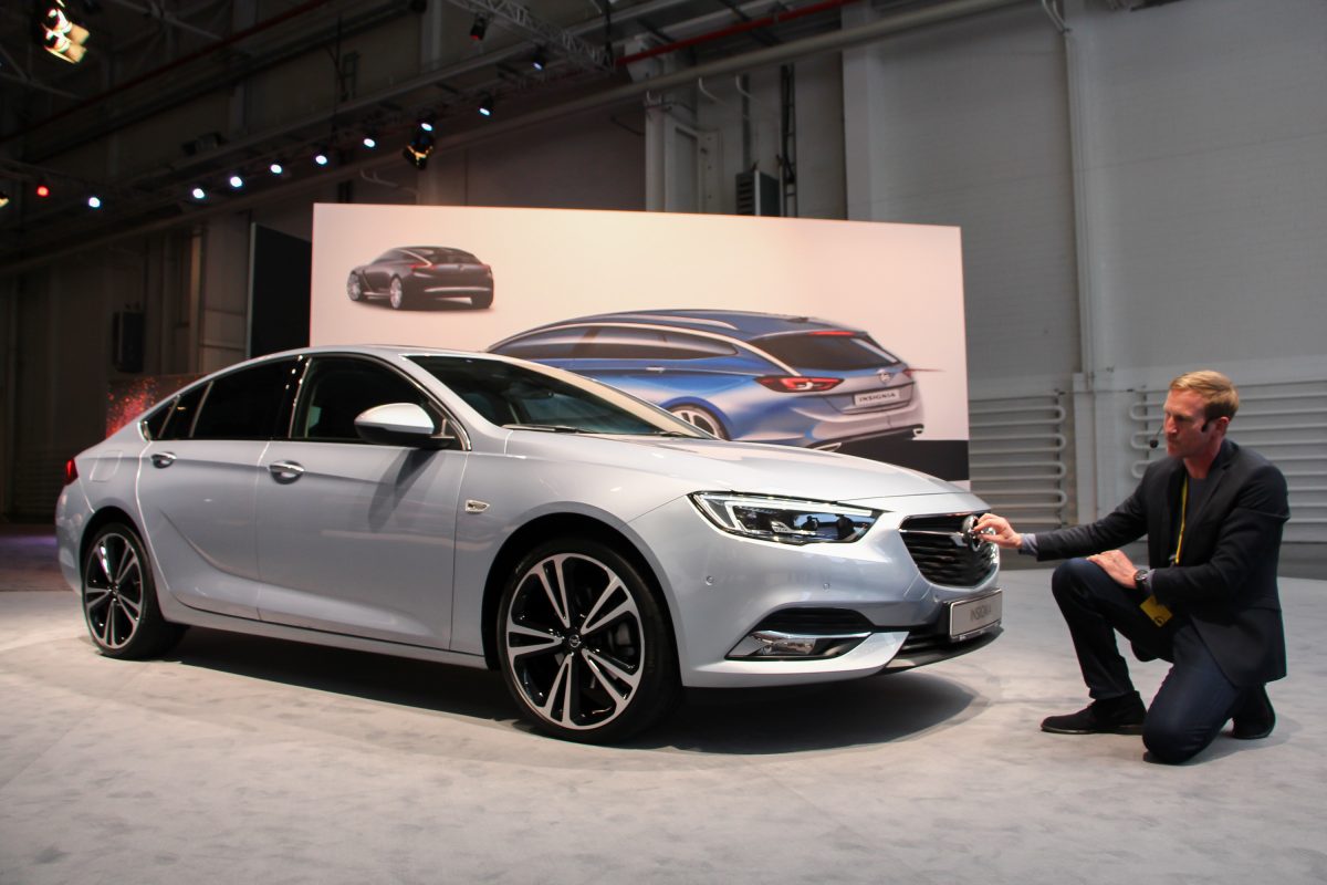 OPEL INSIGNIA