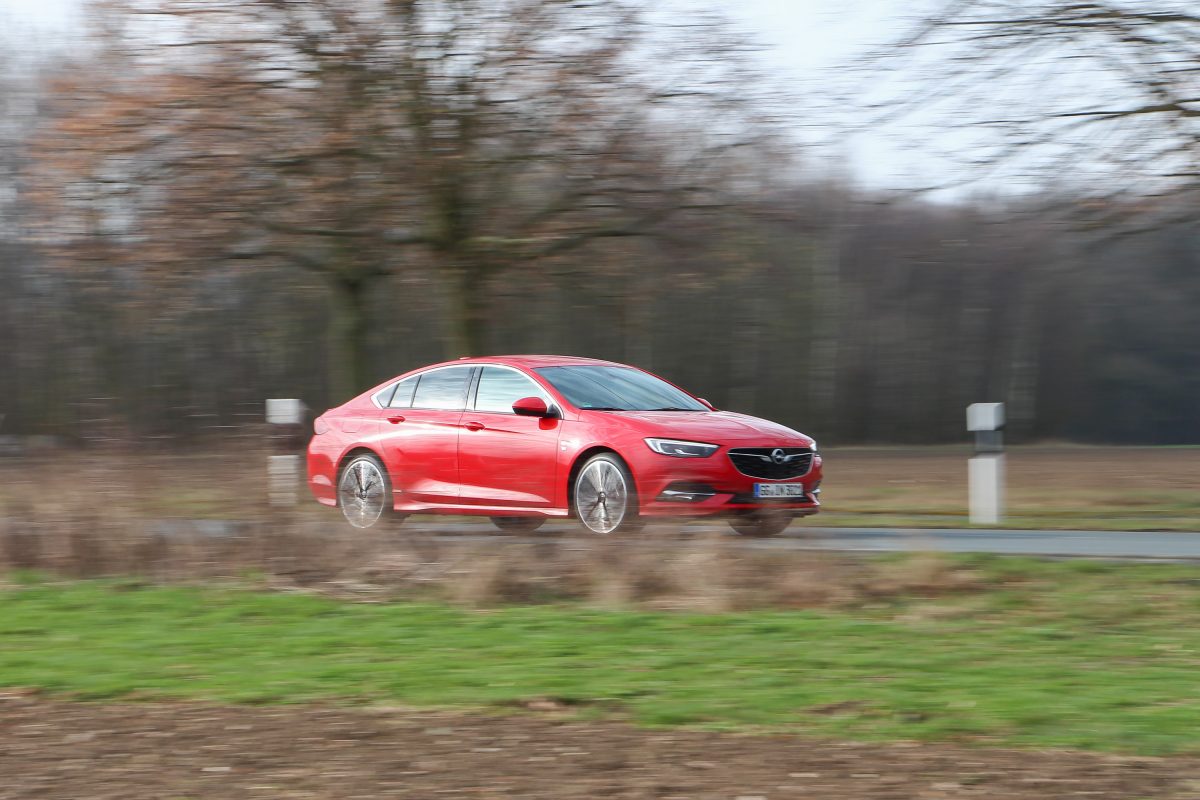 OPEL INSIGNIA