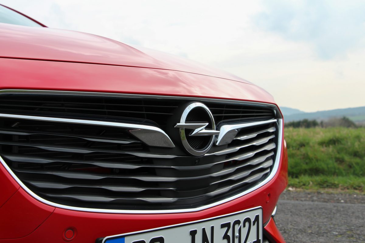OPEL INSIGNIA