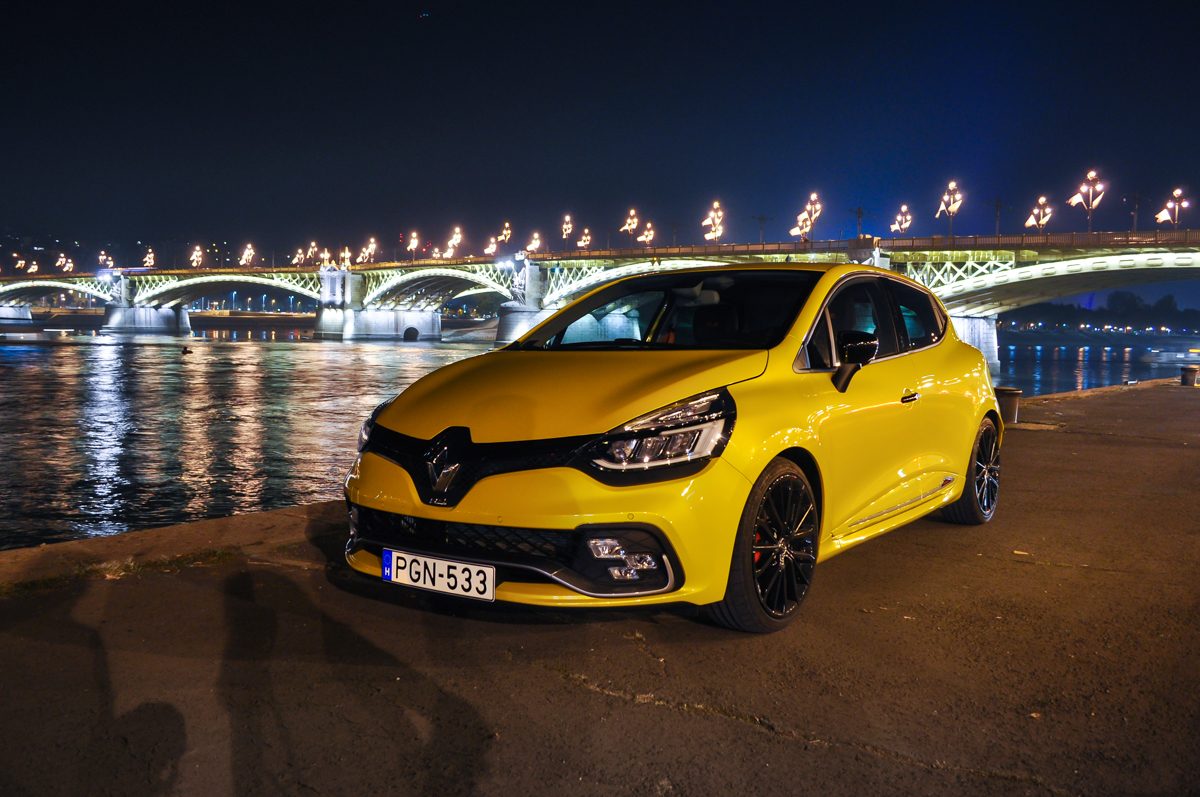 RENAULT CLIO