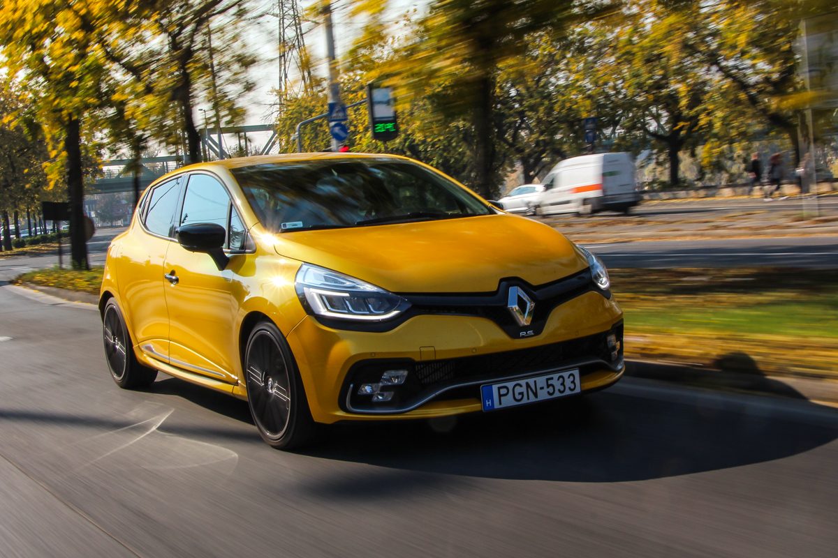 RENAULT CLIO