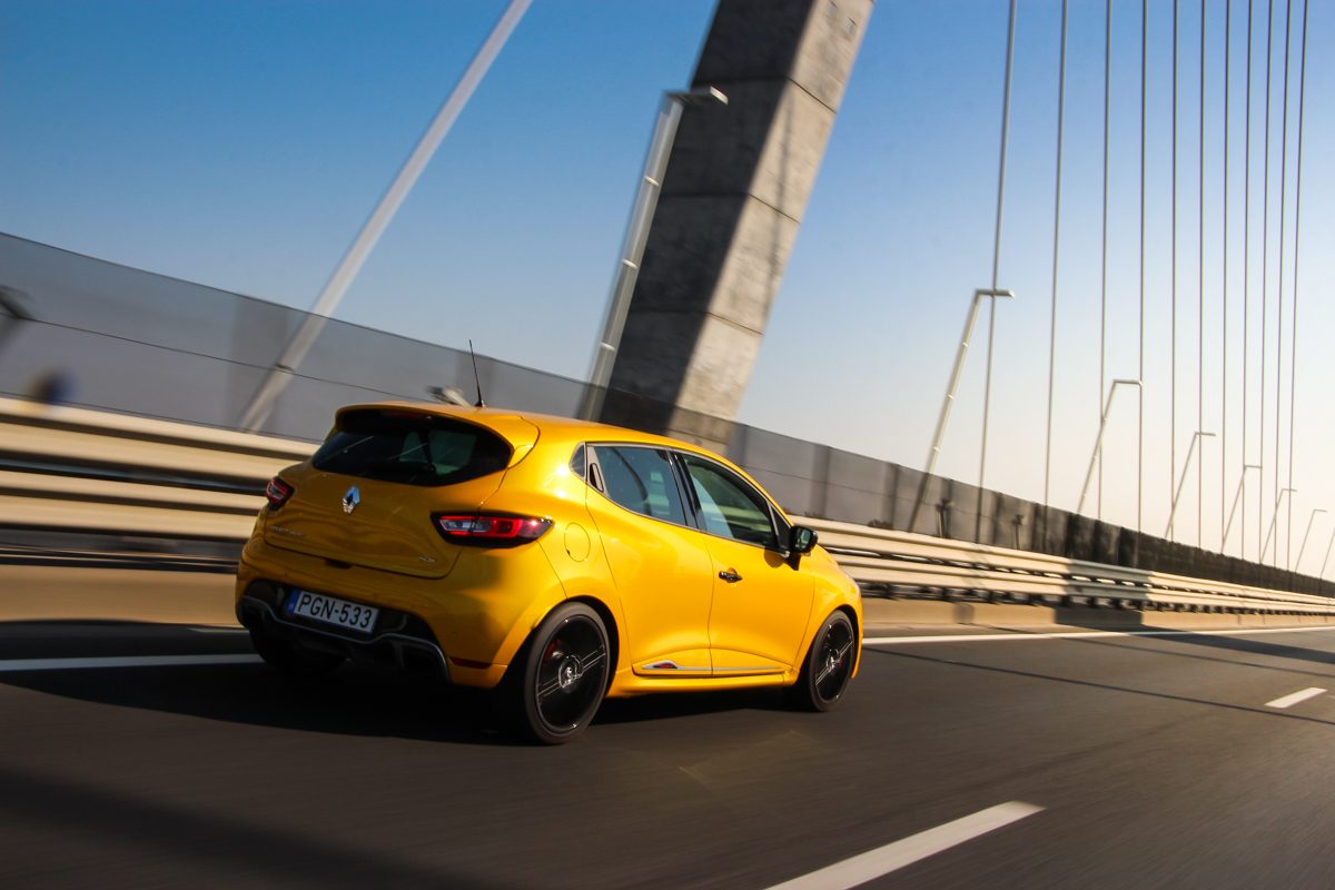 RENAULT CLIO