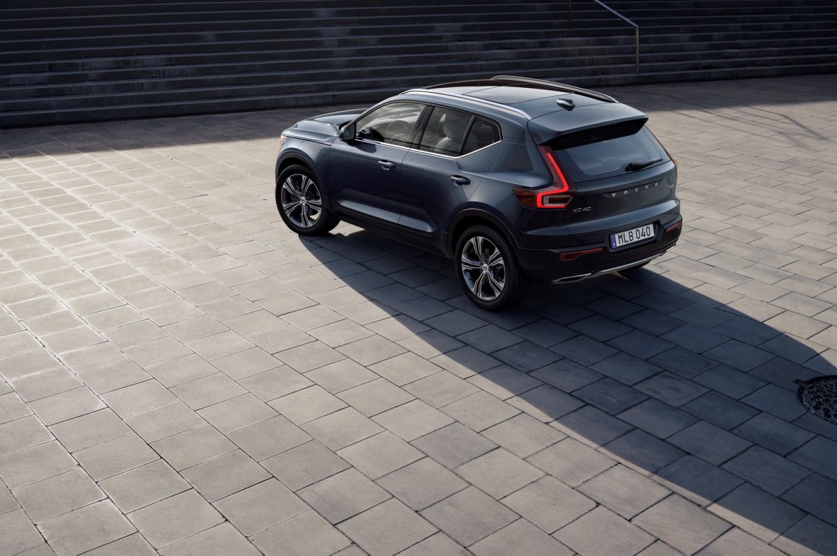 VOLVO XC40