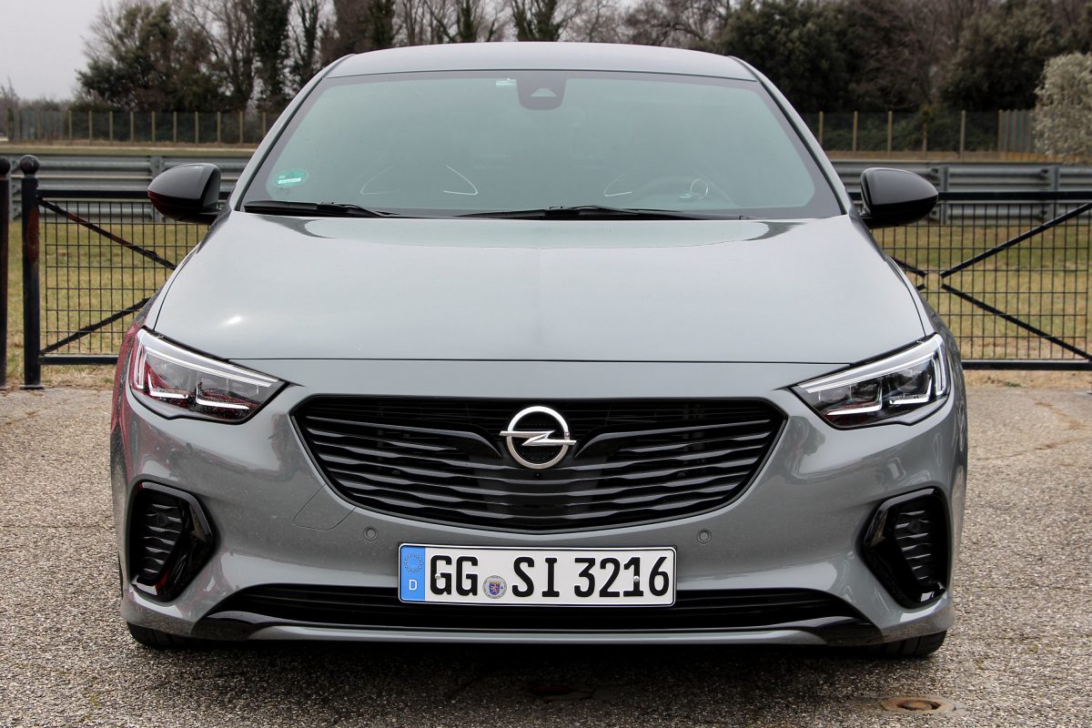 OPEL INSIGNIA