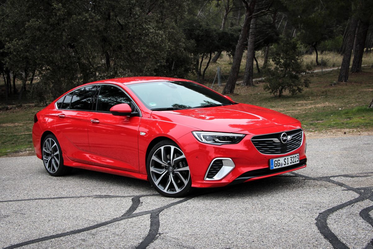 OPEL INSIGNIA