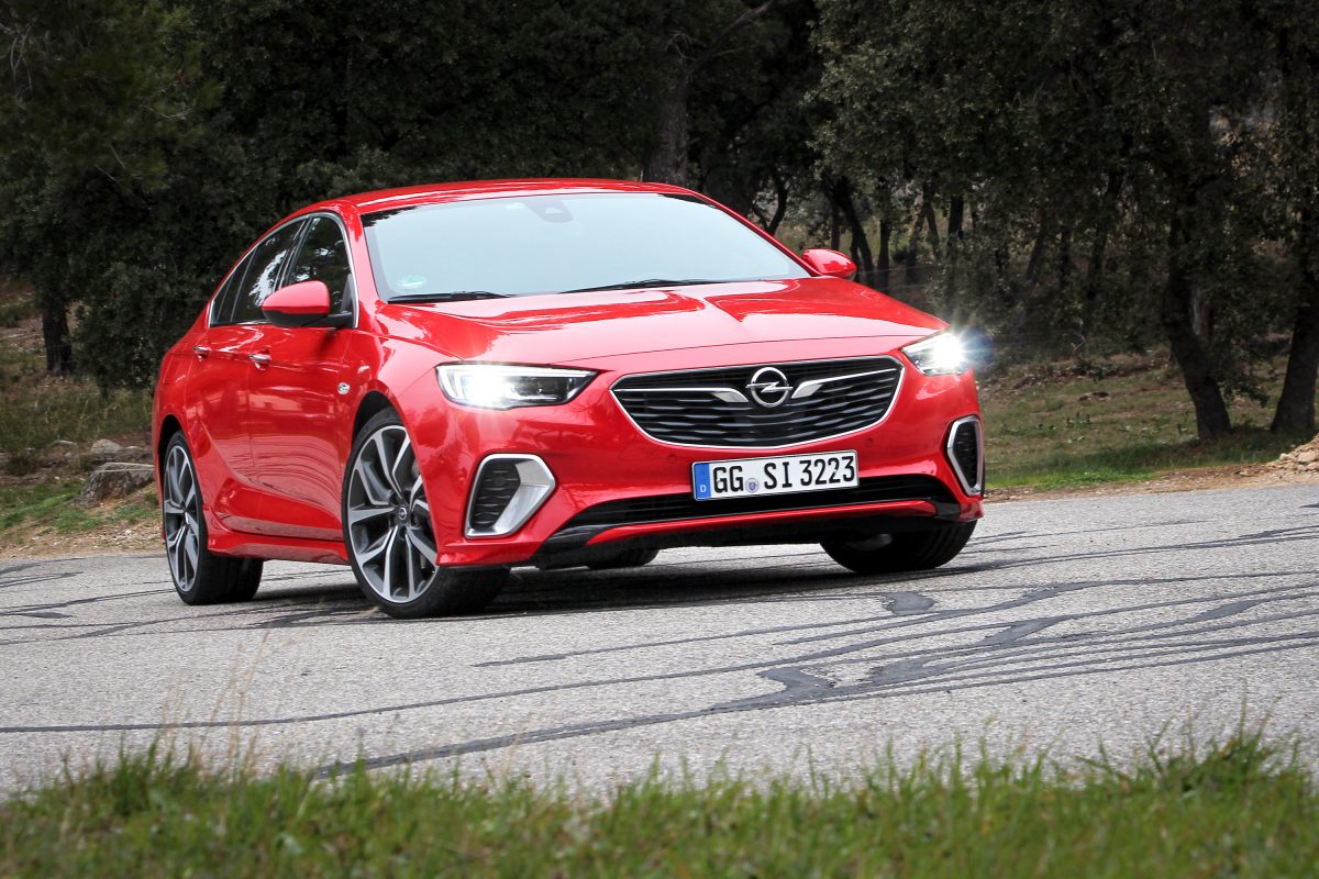 OPEL INSIGNIA