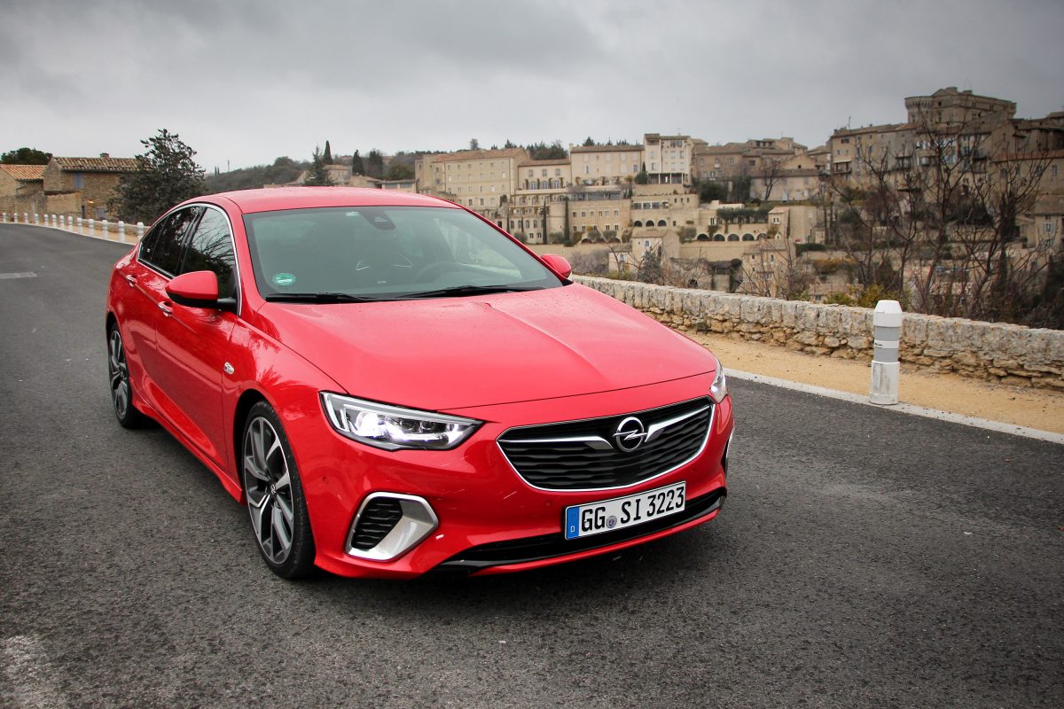 OPEL INSIGNIA