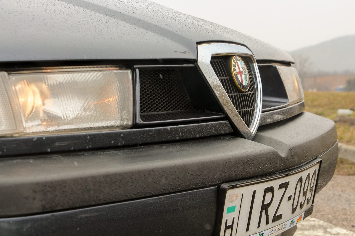 ALFA ROMEO 155