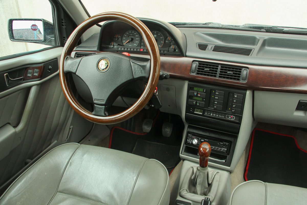 ALFA ROMEO 155