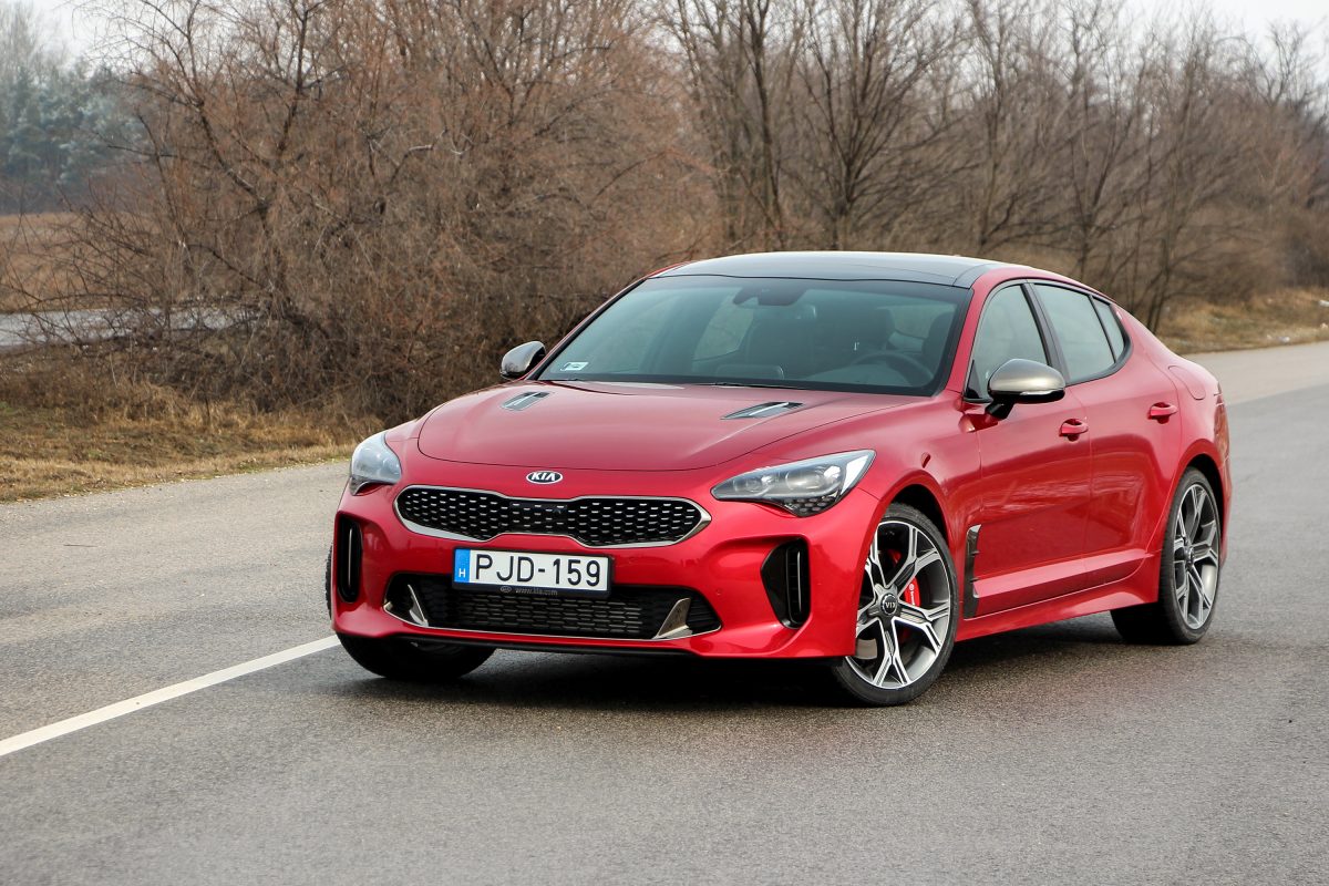 KIA STINGER