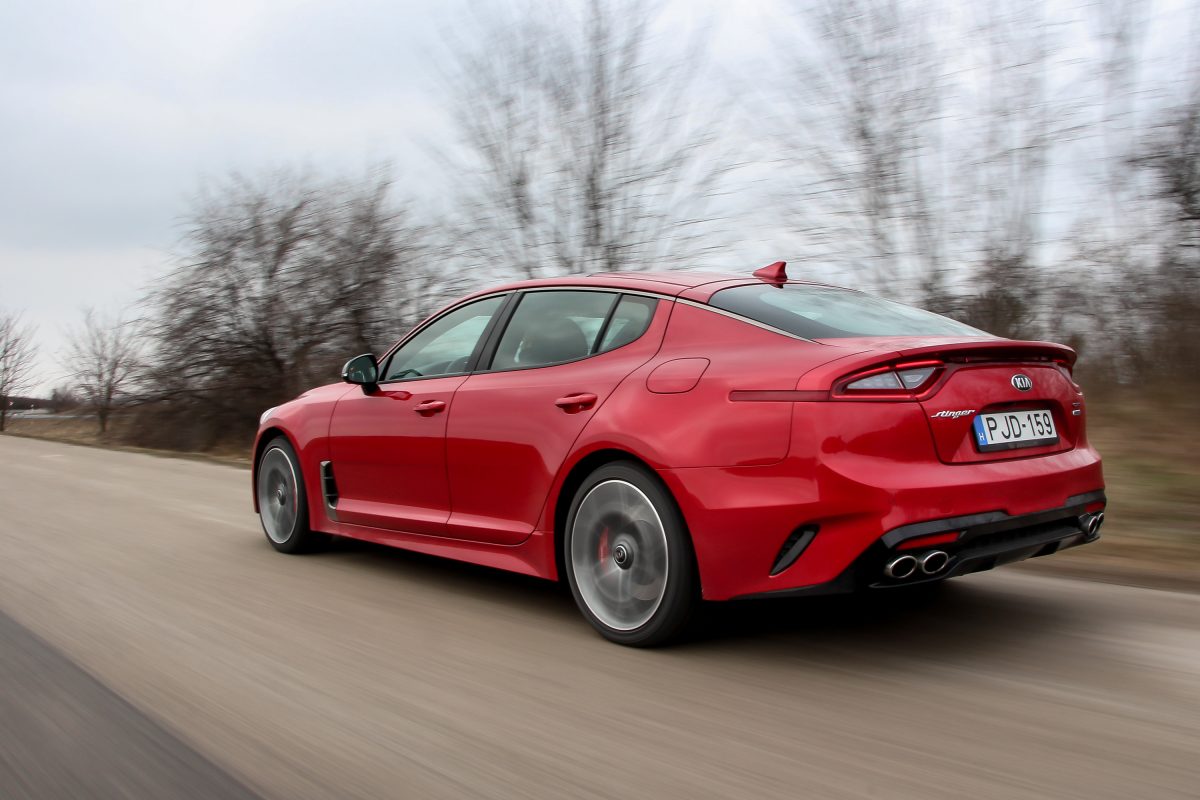 KIA STINGER