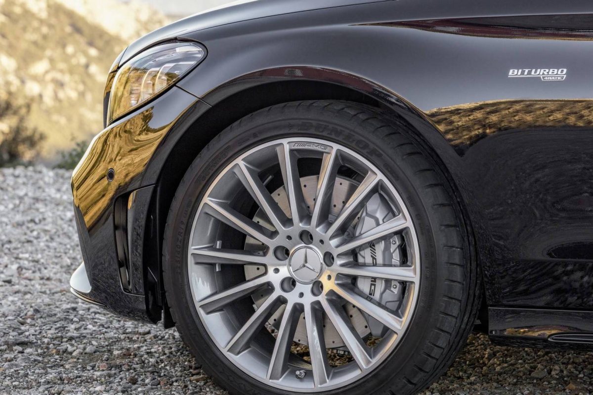 MERCEDES-AMG C-OSZTÁLY