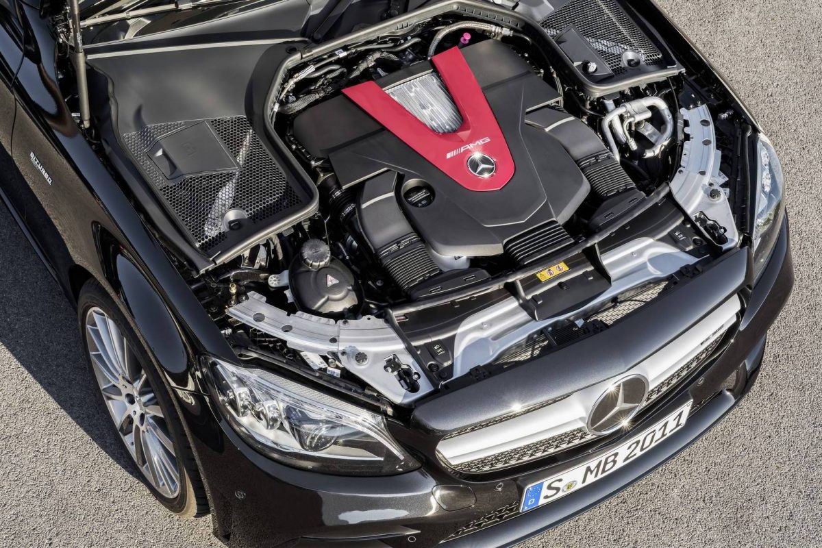 MERCEDES-AMG C-OSZTÁLY