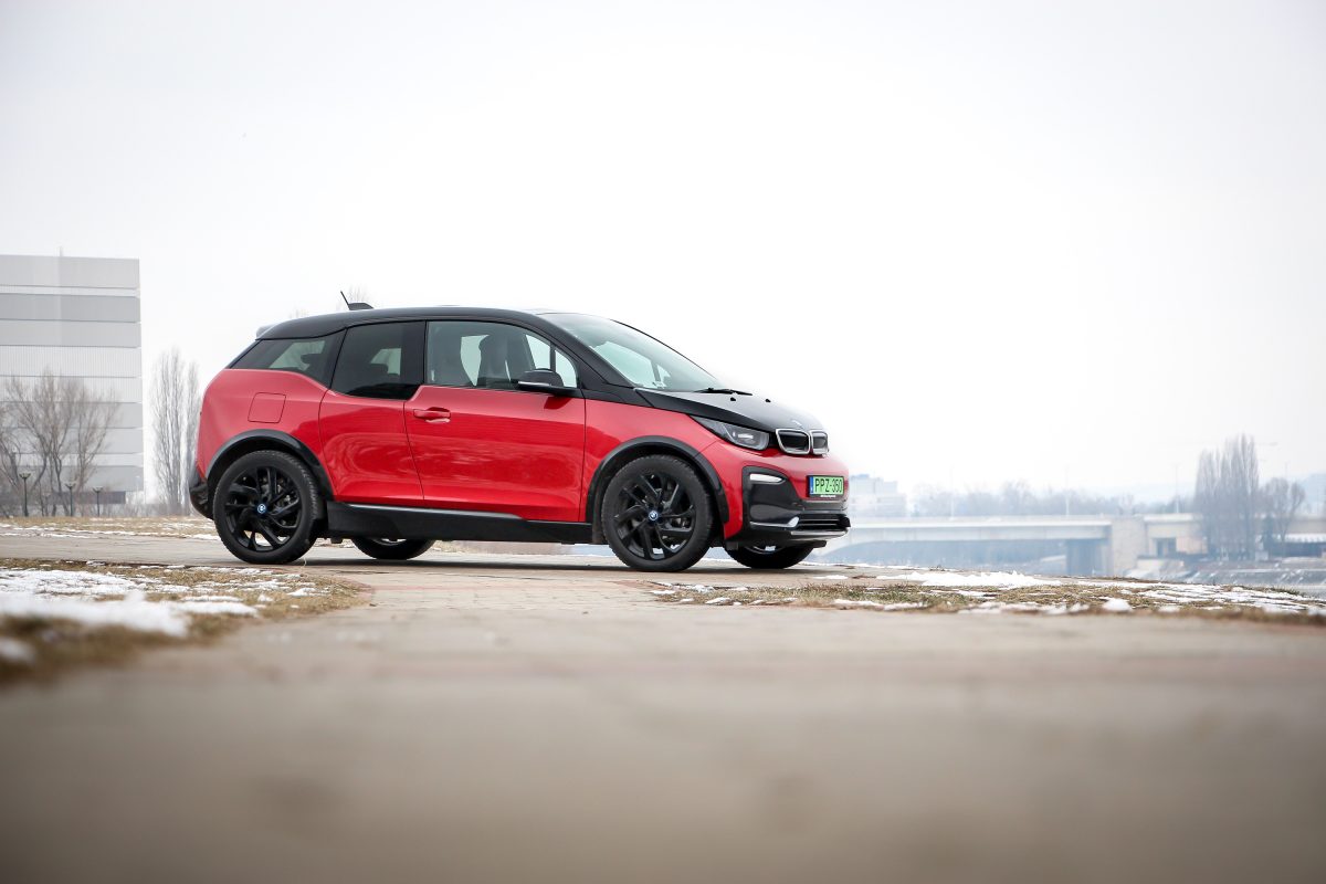 BMW I3
