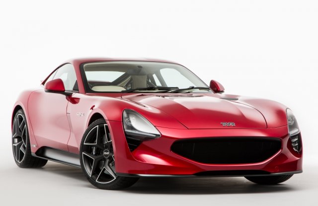 Így készül egy valódi sportkocsi 3 perc alatt