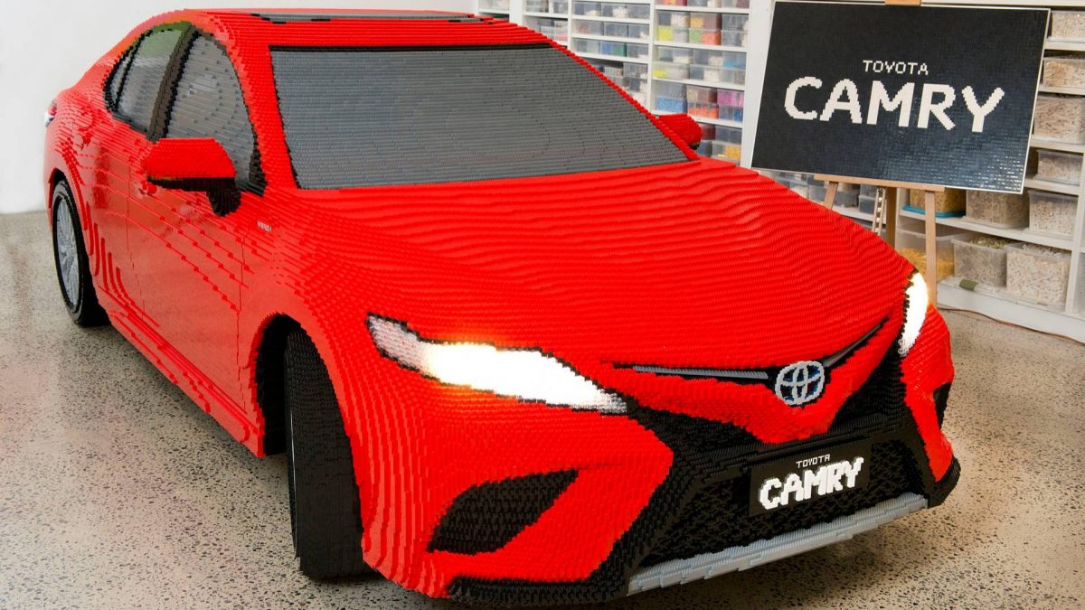 TOYOTA CAMRY