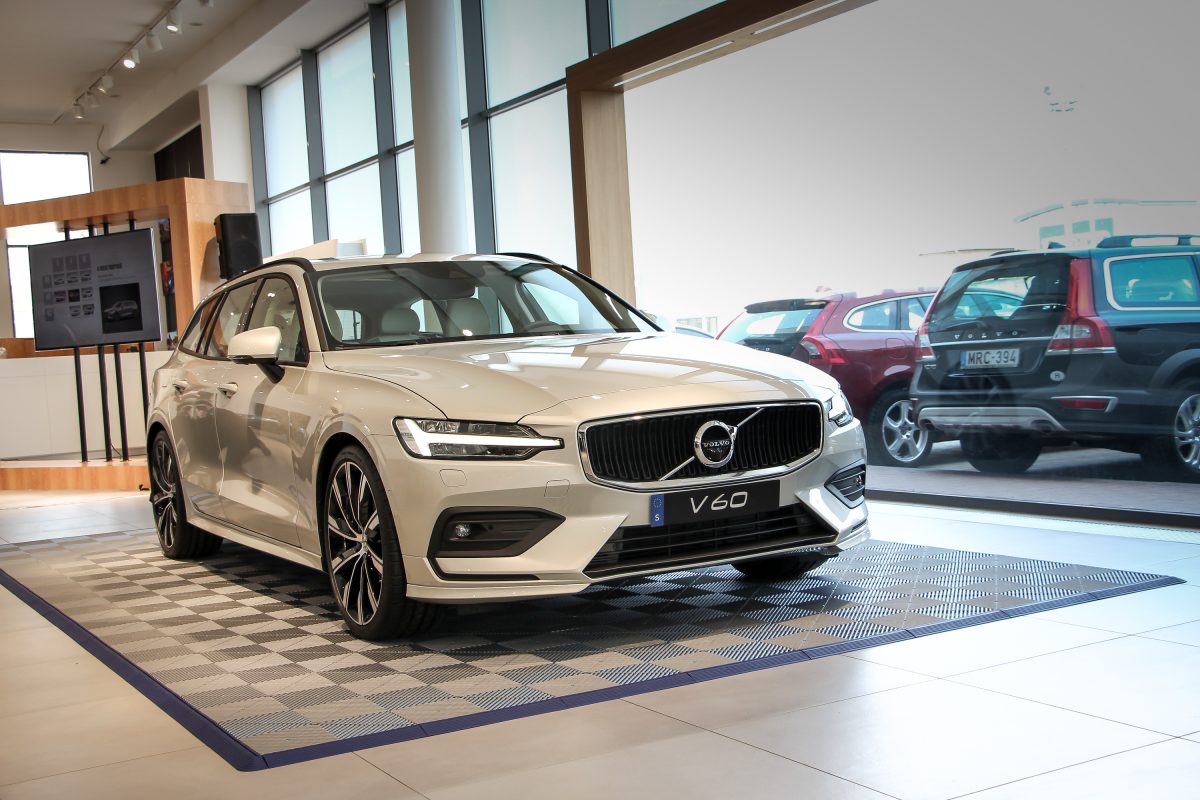 VOLVO V60