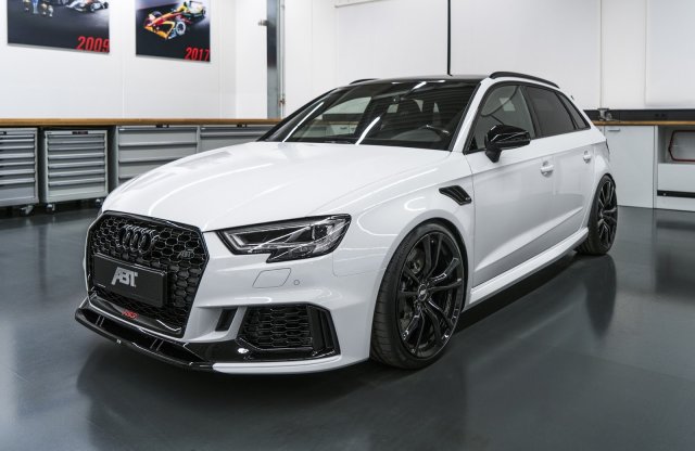 500 lóerővel jön az ABT Audi RS3-asa