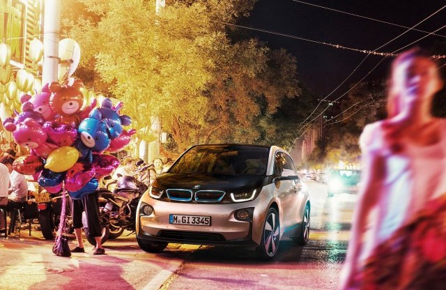 10 autó, amit nem kell tankolni, elég tölteni