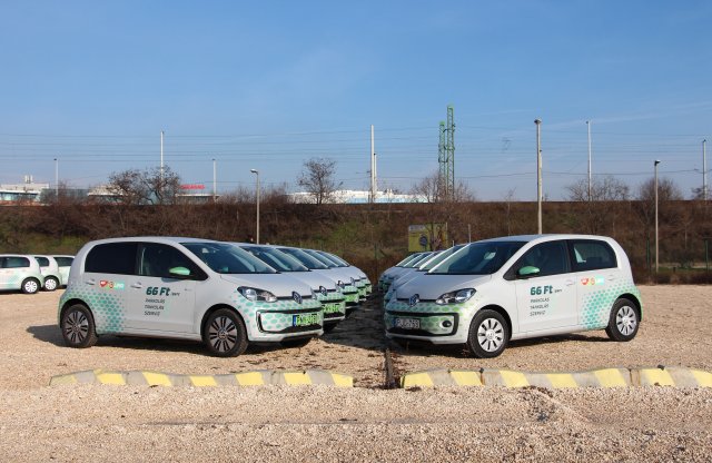 Robotváltós benzines és elektromos Volkswagenek percdíjért