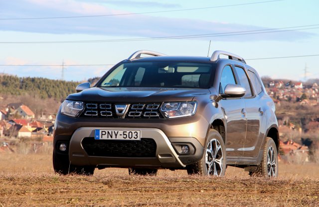 Ennyiért nincs, és nem is kell jobb! Dacia Duster teszt