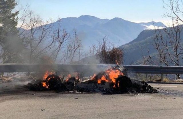 Porig égett egy Apline A110 a Top Gear-esek alatt