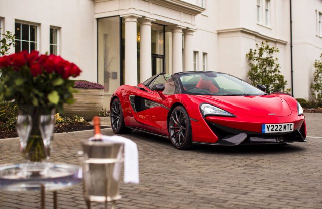 Ennél nem készült menőbb Valentin napra – romantikus McLaren