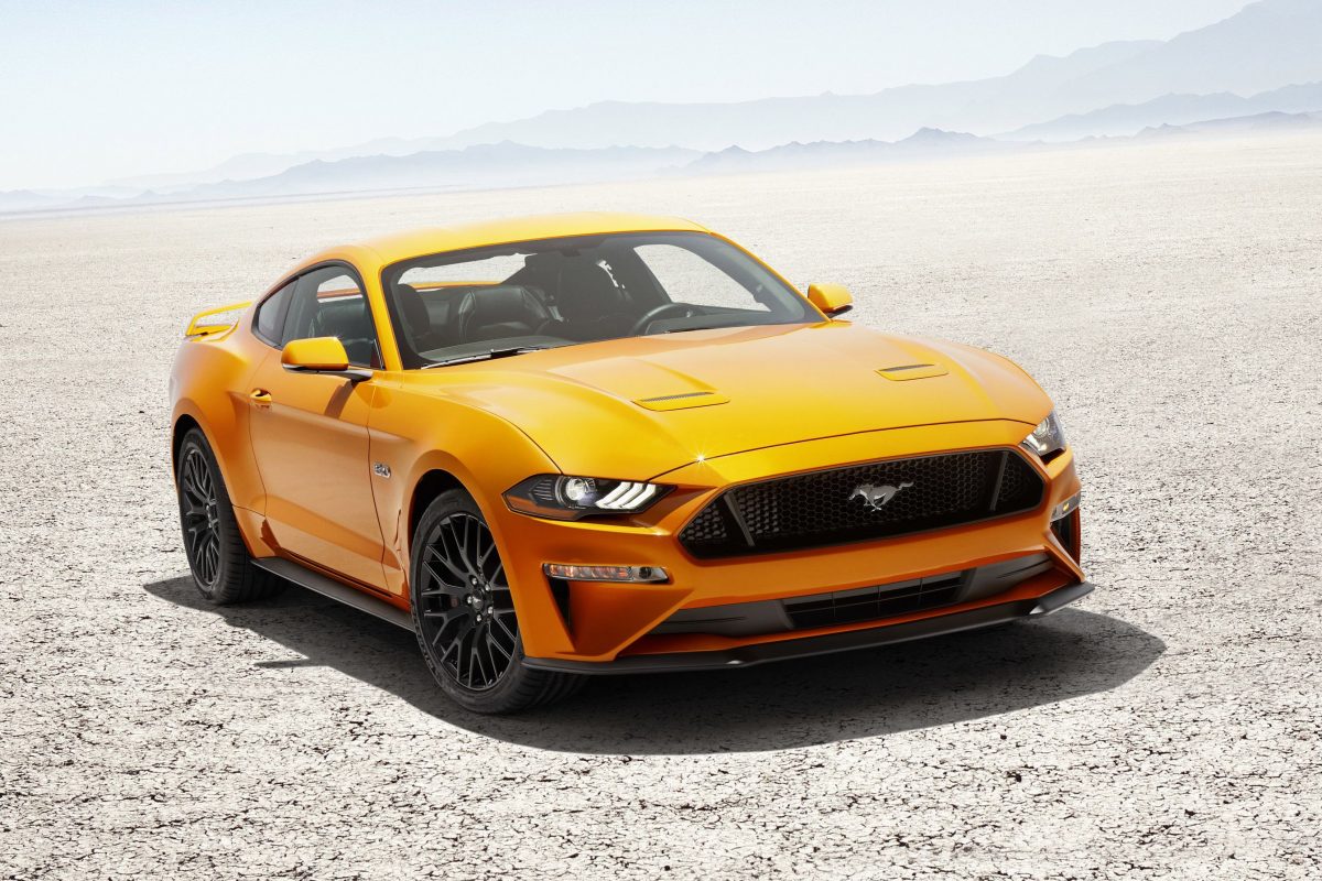 FORD MUSTANG