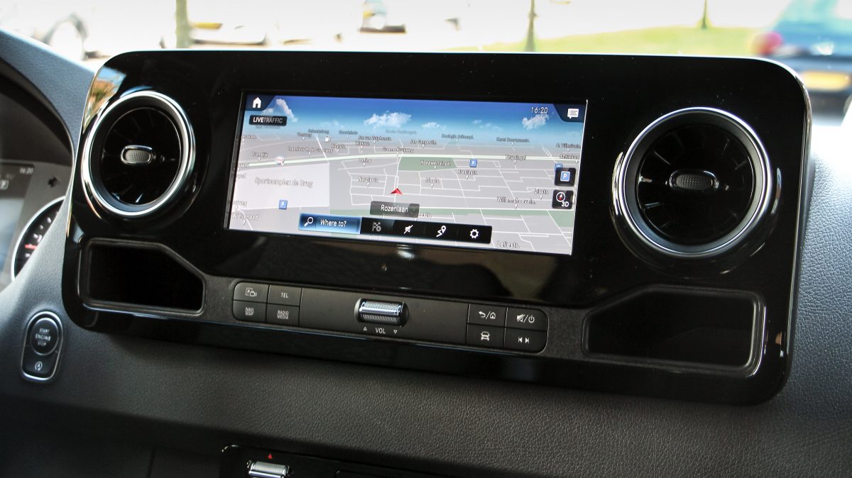 MERCEDES-BENZ SPRINTER