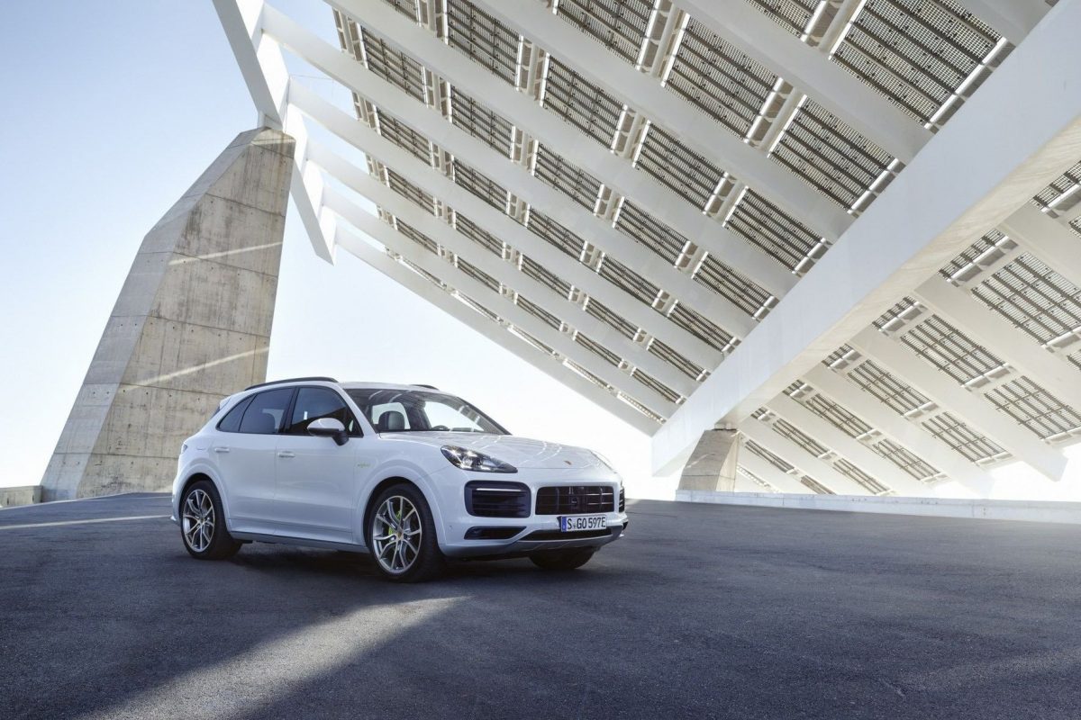 PORSCHE CAYENNE
