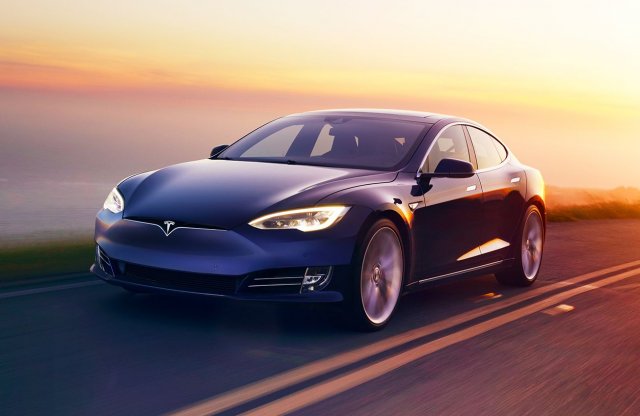 Szikrázó küzdelem - Teslák a Jaguar I-Pace ellen