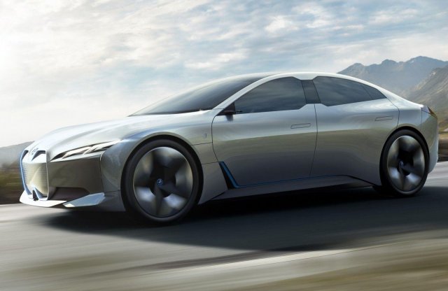 i4 néven jön a következő villany BMW