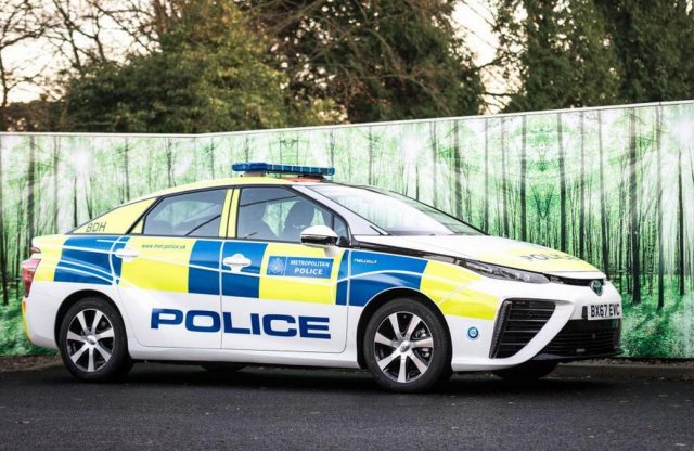 Hidrogént tankolnak London új rendőrautóiba