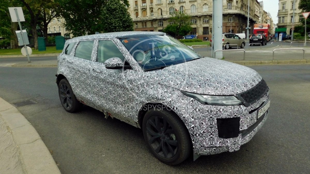 LAND ROVER RANGE ROVER EVOQUE