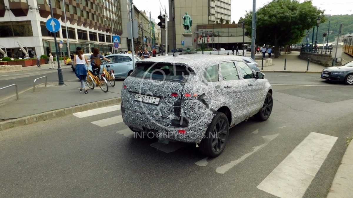 LAND ROVER RANGE ROVER EVOQUE