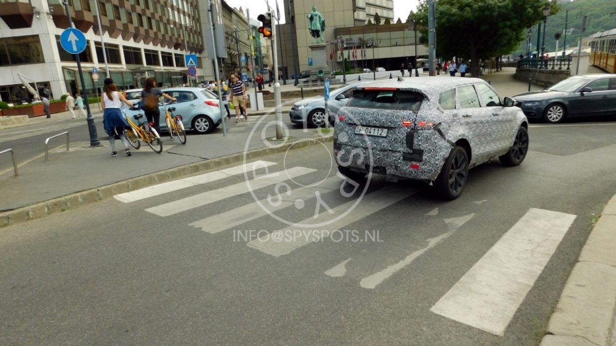 LAND ROVER RANGE ROVER EVOQUE